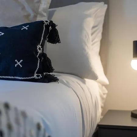 Stylish 4-bed House Close To M32, Free Parking Bristol