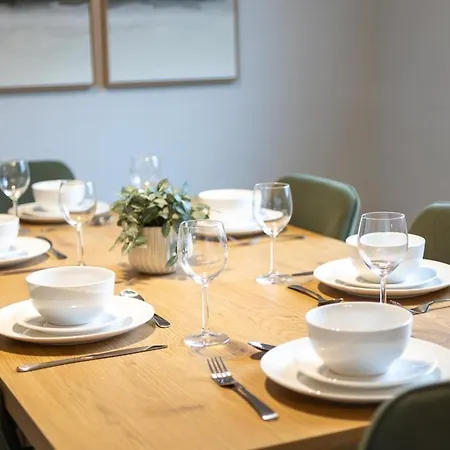 Hébergement de vacances Stylish 4-bed House Close To M32, Free Parking