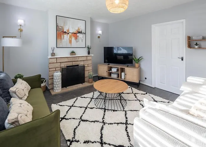 Prázdninový dům Stylish 4-bed House Close To M32, Free Parking Bristol